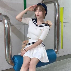 Meet your Posher, Aurora